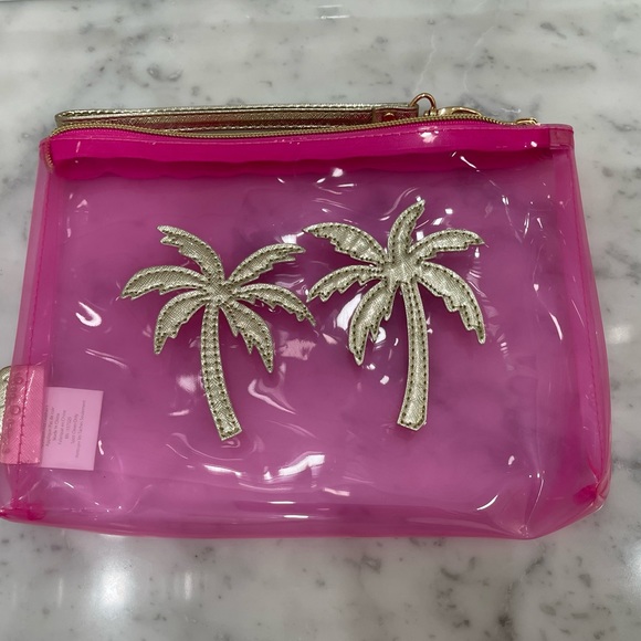 Lilly Pulitzer Handbags - Lilly Pulitzer GWP Jelly Pouch. Pink and Gold. NWT.